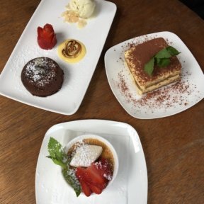 Gluten-free desserts from Senza Gluten